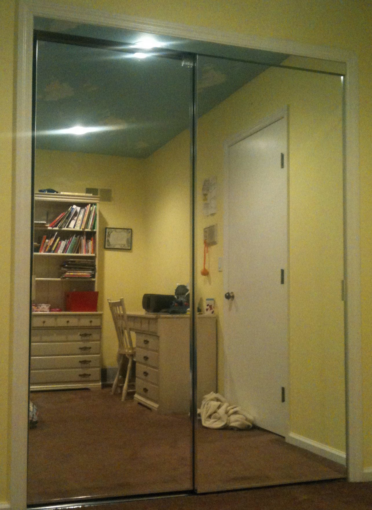 sliding-closets-bypass-bi-fold-door-systems-i-custom-fit-solutions